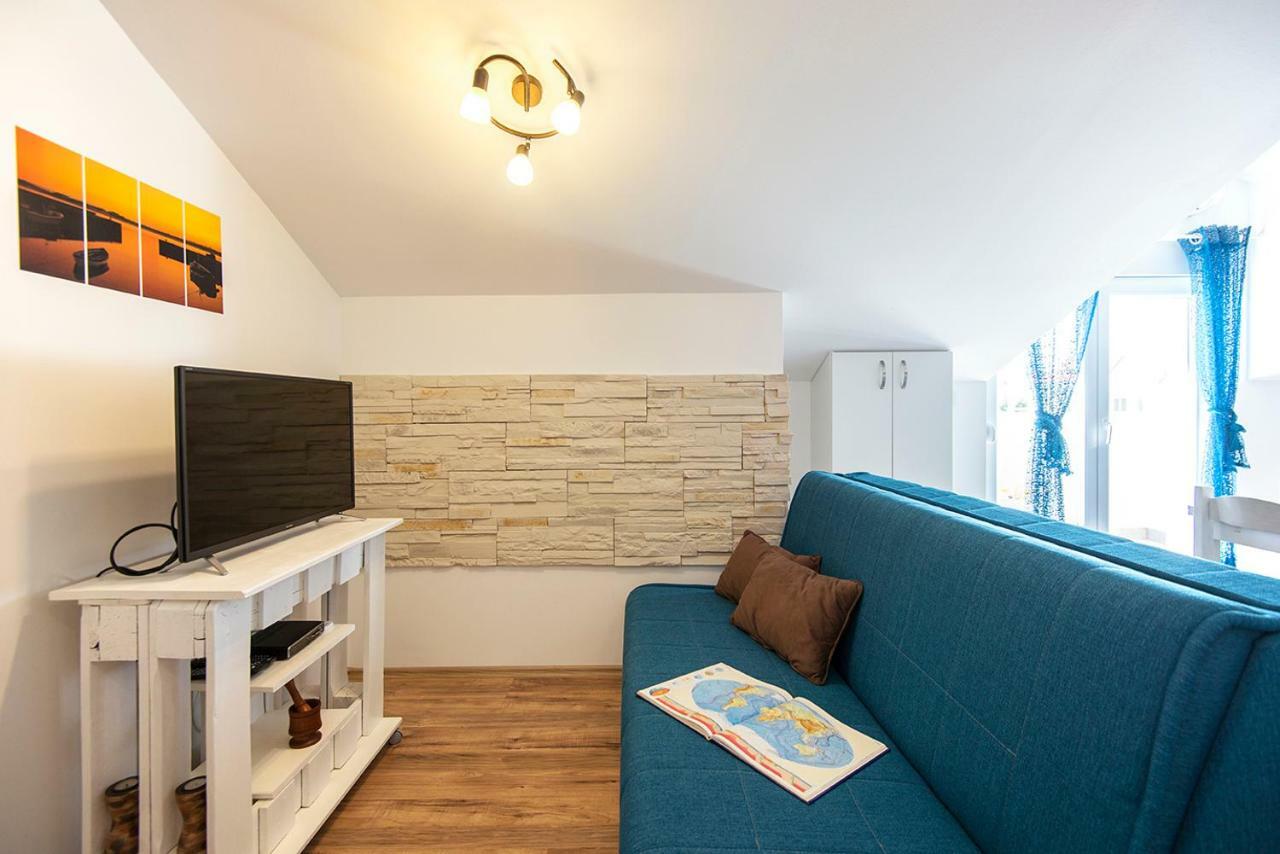 Apartments Cape Deluxe Ртина Экстерьер фото